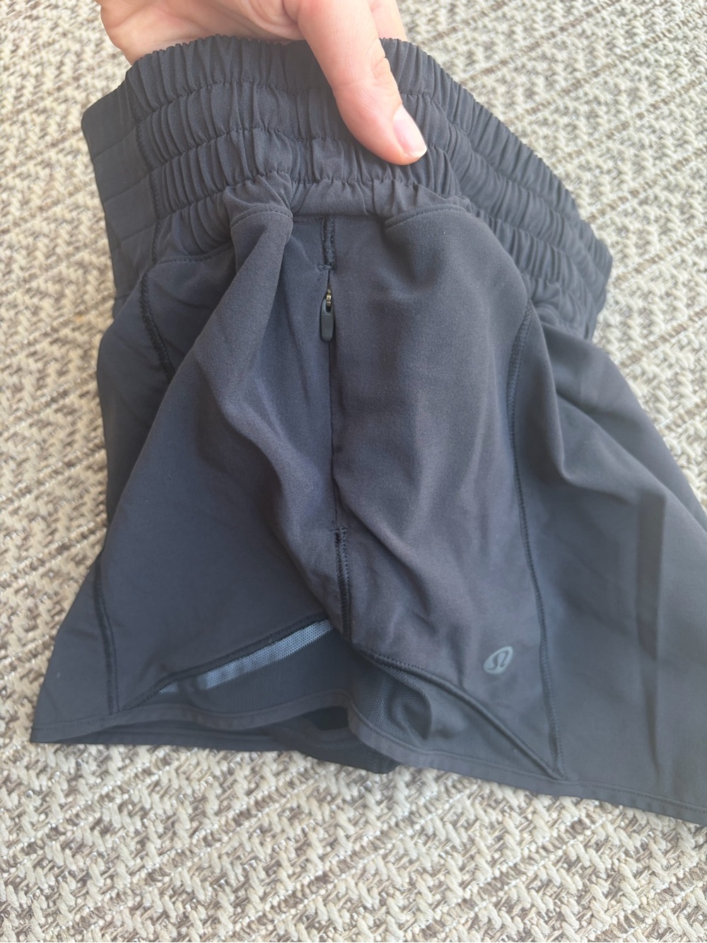 Lululemon Black Hotty Hot High-Rise Lined Shorts 2.5” Size 4 - Picture 12 of 12
